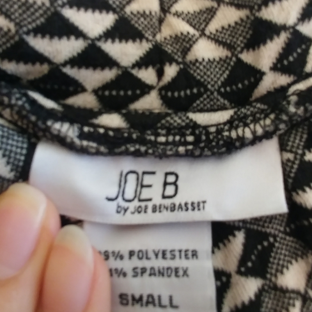 Joe B Triangle Print Gray Midi Skirt Small - Picture 2 of 6